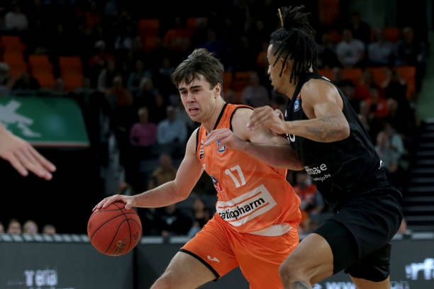 个在理念 个在理念