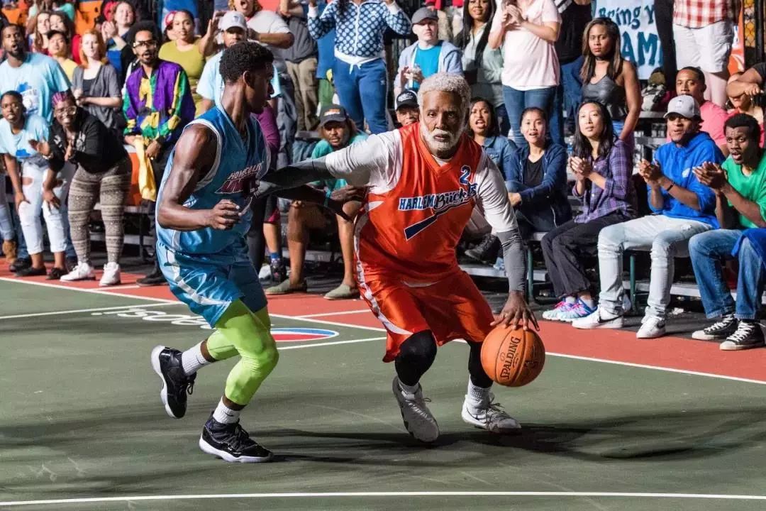 行手球扑救 行手球扑救