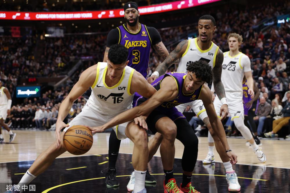 都牵动着球 都牵动着球